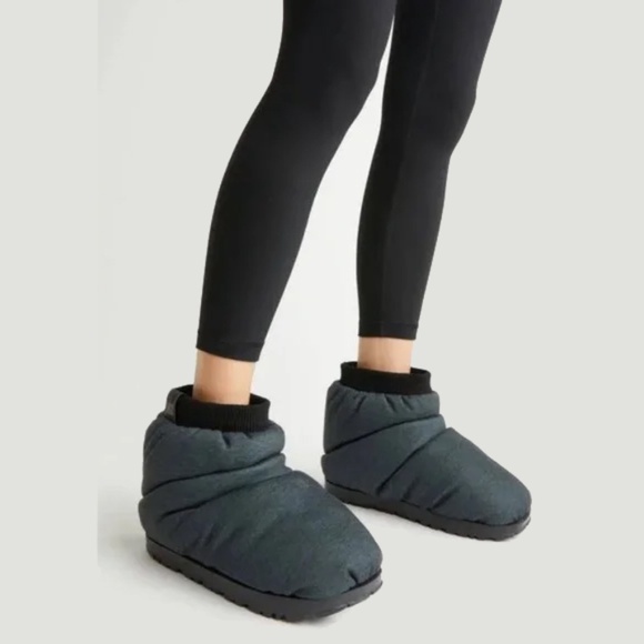 NWOB UGG Women’s Spaceslider Jersey Bootie – Charcoal Gray – Size 7 (1151652) - Picture 12 of 12